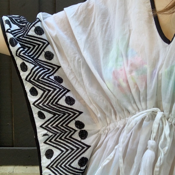 Leila Ligougnie The Daphne Embroidered Caftan OS - Picture 6 of 6